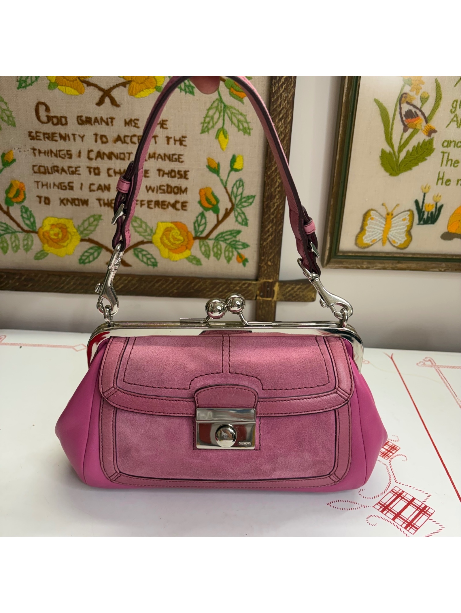 Coach Pink Leather Suede Kiss Lock Framed Purse Vintage 2004